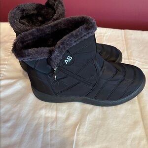 AB Black Fur-Lined Winter Boots with Side Zipper